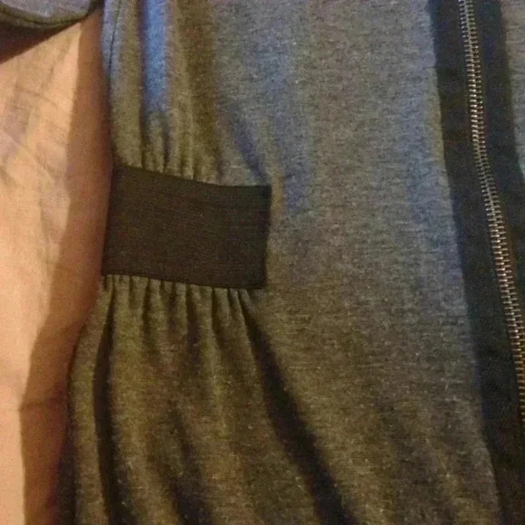 RARE Barami Sz S  Y2K gray, long-sleeve, zip-front dress with contrast Sides. - Picture 6 of 10